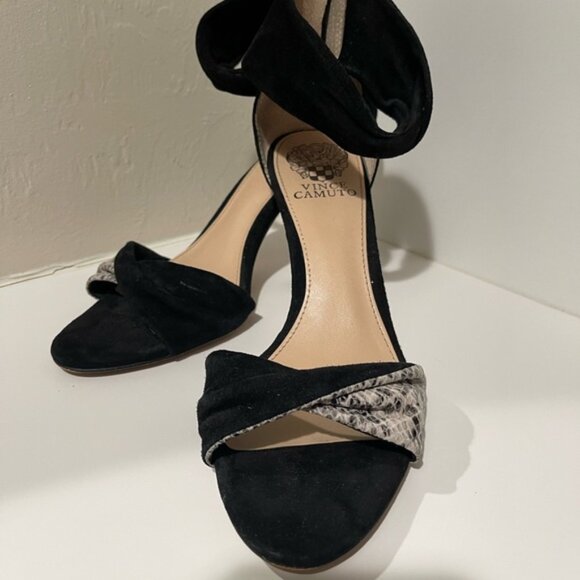 Vince Camaro heels size 9 - Picture 4 of 7